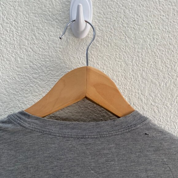 Lululemon Limited Edition Mountain Graphic Explore Hiking T-Shirt Small Gray - Picture 3 of 3